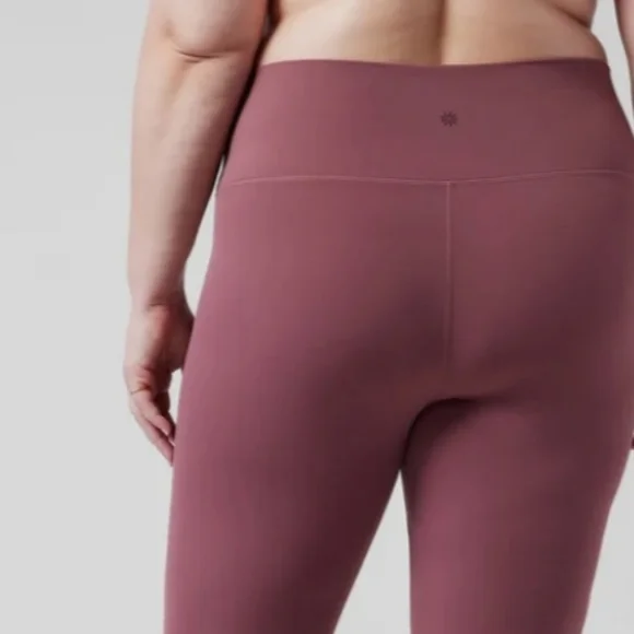 Athleta Transcend 7/8 Tight - Picture 5 of 5